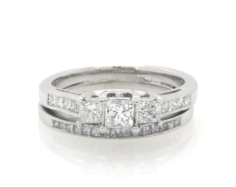 Main Image 1 of Previously Owned Princess-Cut Diamond Three-Stone Bridal Set 1 ct tw 14K White Gold Size 7