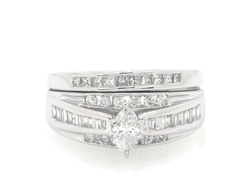 Main Image 1 of Previously Owned Marquise-Cut Diamond Bridal Set 1-1/3 ct tw 14K White Gold Size 10.75