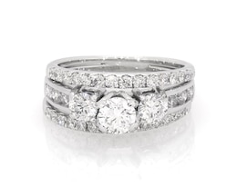 Previously Owned Round-Cut Diamond Three-Stone Bridal Set 1-3/8 ct tw 14K White Gold Size 4.75
