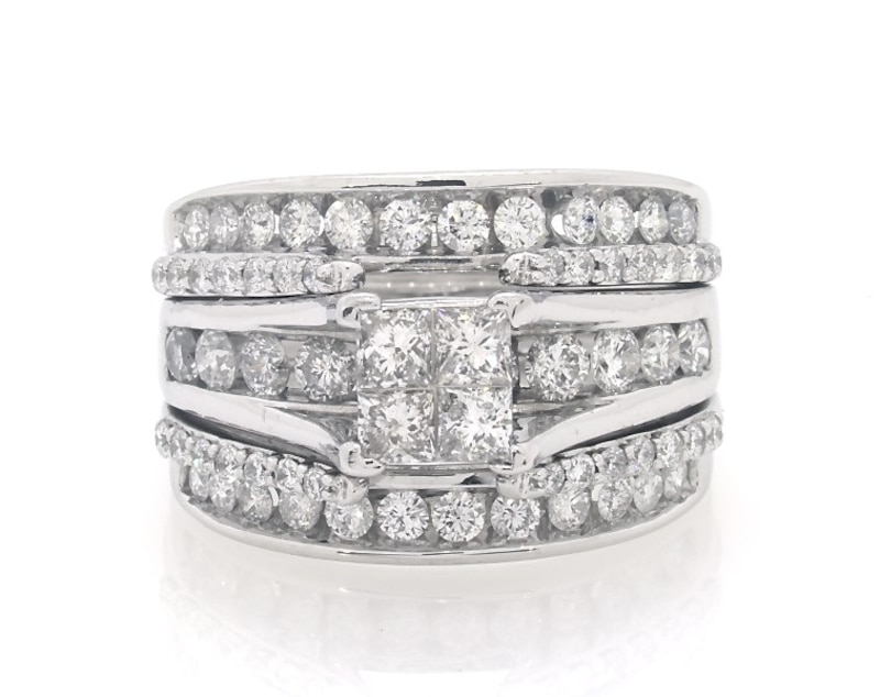 Main Image 1 of Previously Owned Princess-Cut Quad Diamond Bridal Set 2-1/8 ct tw 14K White Gold Size 8.75