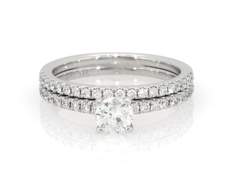 Main Image 1 of Previously Owned THE LEO First Light® Diamond Round-Cut Bridal Set 7/8 ct tw 14K White Gold Size 7