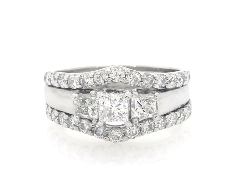 Main Image 1 of Previously Owned Princess-Cut Diamond Three-Stone Bridal Set 1-7/8 ct tw 14K White Gold Size 8.5