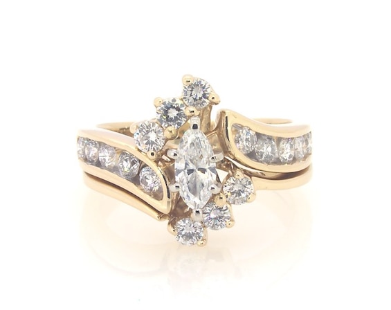 Previously Owned Marquise-Cut Diamond Bridal Set 1-1/ ct tw 14K Yellow Gold Size