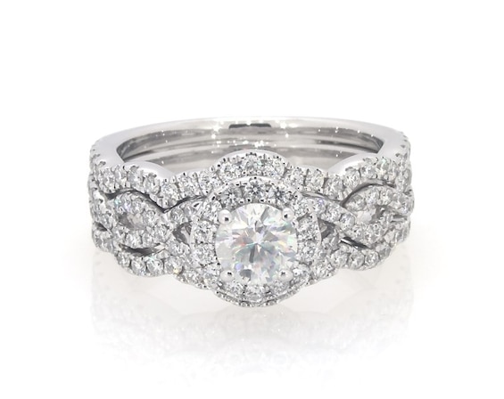 Previously Owned THE LEO First Light Diamond Round-Cut Halo Bridal Set 1-1/6 ct tw 14K White Gold Size 5.25