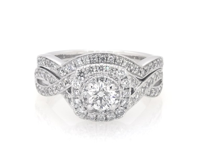 Main Image 1 of Previously Owned Neil Lane Round-Cut Diamond Double Halo Bridal Set 7/8 ct tw 14K White Gold Size 5.25