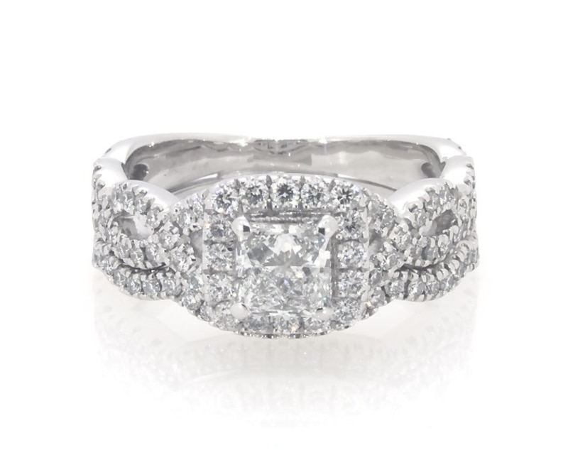 Main Image 1 of Previously Owned Neil Lane Princess-Cut Diamond Halo Bridal Set 1-1/8 ct tw 14K White Gold Size 6