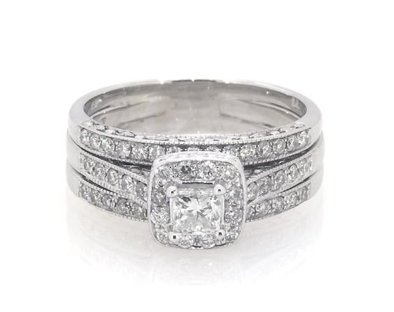 Previously Owned Princess-Cut Diamond Halo Bridal Set 5/8 ct tw 14K White Gold Size 6.75