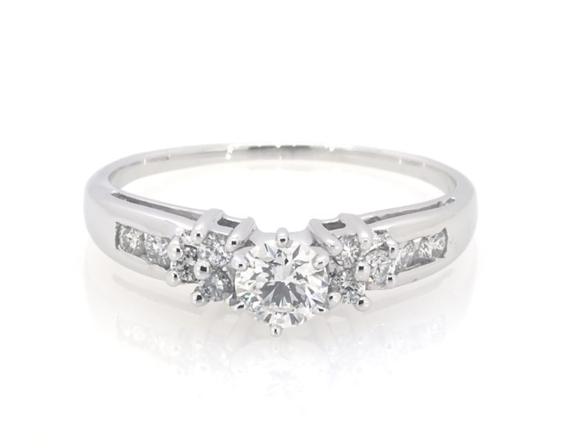 Main Image 1 of Previously Owned Round-Cut Diamond Engagement Ring 5/8 ct tw 14K White Gold Size 8.25