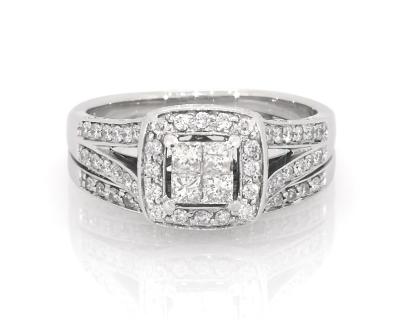 Main Image 1 of Previously Owned Diamond Bridal Set 7/8 ct tw Princess & Round-Cut 14K White Gold Size 7.5