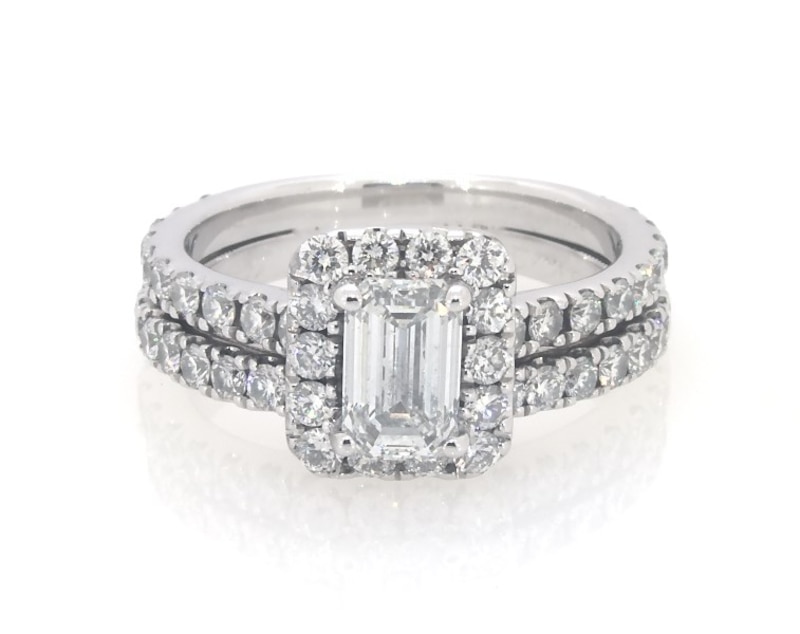 Main Image 1 of Previously Owned Neil Lane Premiere Certified Emerald-Cut Diamond Bridal Set 1-7/8 ct tw 14K White Gold Size 5