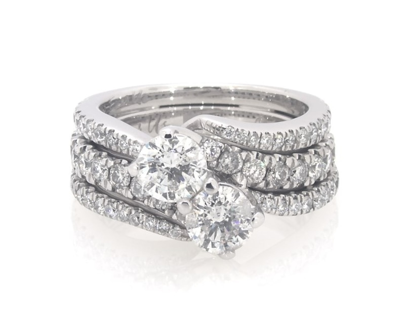 Main Image 1 of Previously Owned Ever Us Round-Cut Diamond Two-Stone Bridal Set 2-3/8 ct tw 14K White Gold Size 6.5