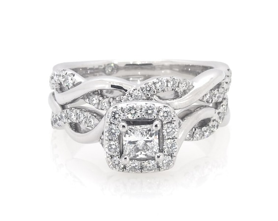 Previously Owned Diamond Princess-Cut Halo Bridal Set 7/8 ct tw 14K White Gold Size 7