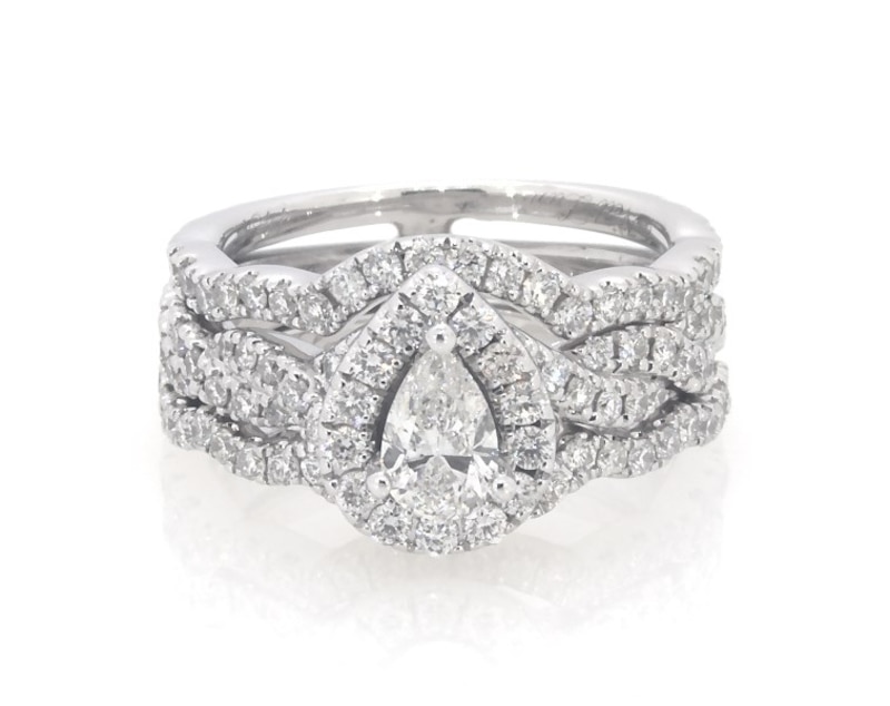 Main Image 1 of Previously Owned Neil Lane Pear-Shaped Diamond Halo Bridal Set 1 ct tw 14K White Gold Size 4