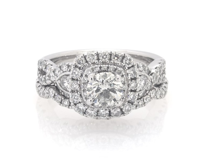 Main Image 1 of Previously Owned Neil Lane Round-Cut Diamond Double Halo Bridal Set 1-5/8 ct tw 14K White Gold Size 6.25