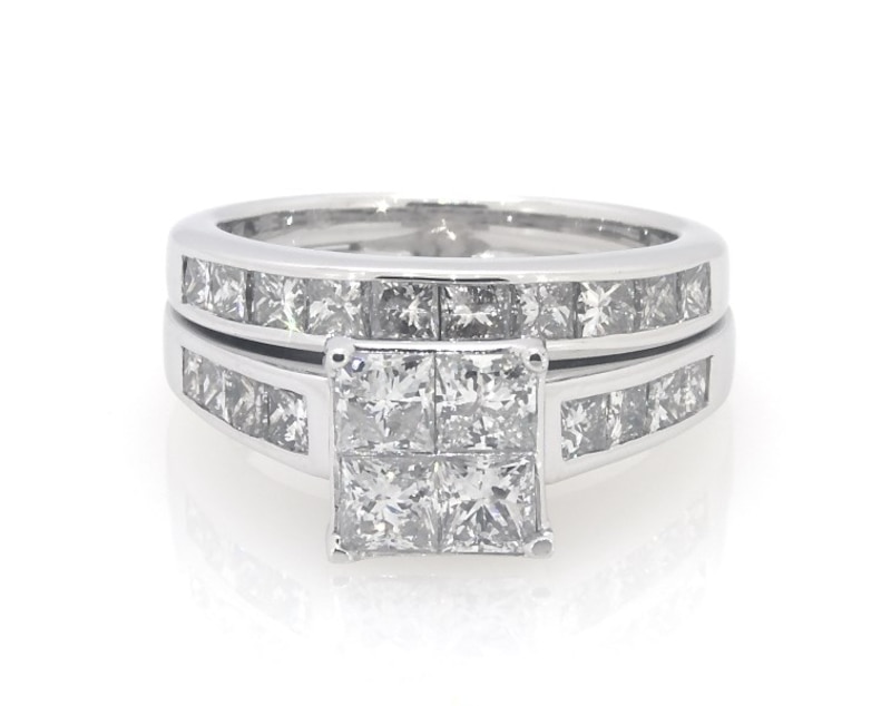Main Image 1 of Previously Owned Princess-Cut Quad Diamond Bridal Set 2-1/2 ct tw 14K White Gold Size 6.75