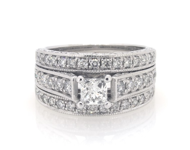 Main Image 1 of Previously Owned Princess-Cut Diamond Bridal Set 1-1/5 ct tw 14K White Gold Size 5.25