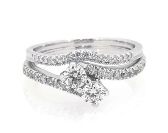 Previously Owned Ever Us Round-Cut Diamond Two-Stone Bridal Set 3/4 ct tw 10K White Gold Size 7.5