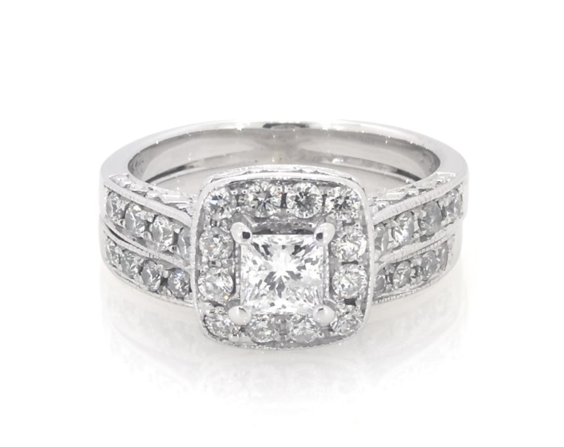 Main Image 1 of Previously Owned Princess-Cut Diamond Halo Bridal Set 1-1/5 ct tw 14K White Gold Size 6