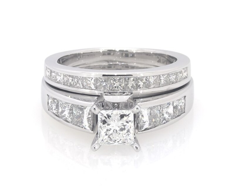 Main Image 1 of Previously Owned Princess-Cut Diamond Bridal Set 1-3/4 ct tw 14K White Gold & Platinum Size 4.75