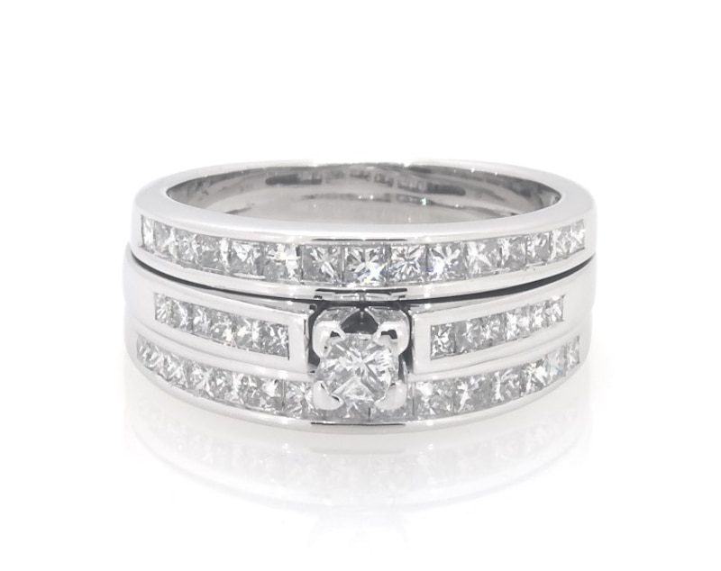 Main Image 1 of Previously Owned Princess-Cut Diamond Bridal Set 1 ct tw 14K White Gold Size 6.25