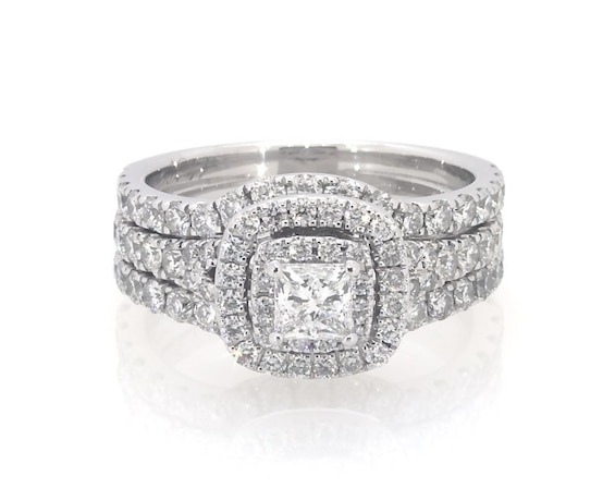 Previously Owned Neil Lane Princess-Cut Diamond Double Halo Bridal Set 1-3/4 ct tw 14K White Gold Size 5.75