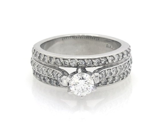 Previously Owned Round-Cut Diamond Engagement Ring 1-1/8 ct tw 14K White Gold Size 6.75