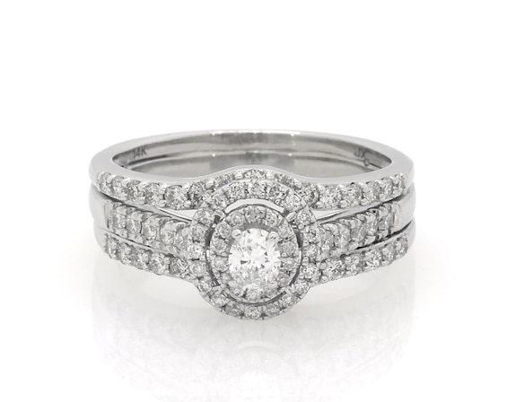 Previously Owned Oval-Cut Diamond Double Halo Bridal Set 7/8 ct tw 14K White Gold 8.5