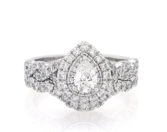 Previously Owned Neil Lane Pear-Shaped Diamond Double Halo Bridal Set 1-5/8 ct tw 14K White Gold Size 8.5