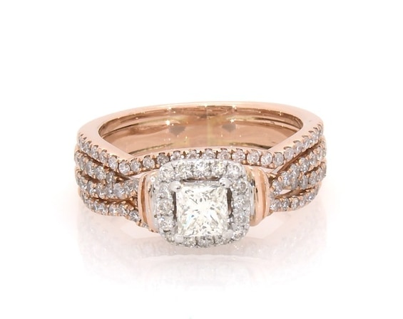 Previously Owned Princess-Cut Diamond Halo Bridal Set 7/8 ct tw 14K Two-Tone Gold Size