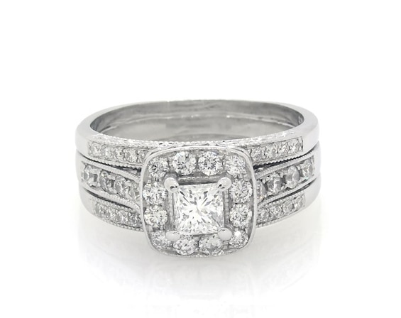 Previously Owned Princess-Cut Diamond Halo Bridal Set 1-1/5 ct tw 14K White Gold Size 8.25