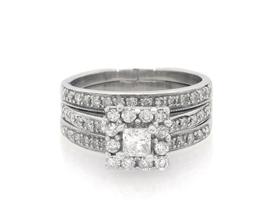 Previously Owned Princess-Cut Diamond Halo Bridal Set 7/8 ct tw 14K White Gold 5.25