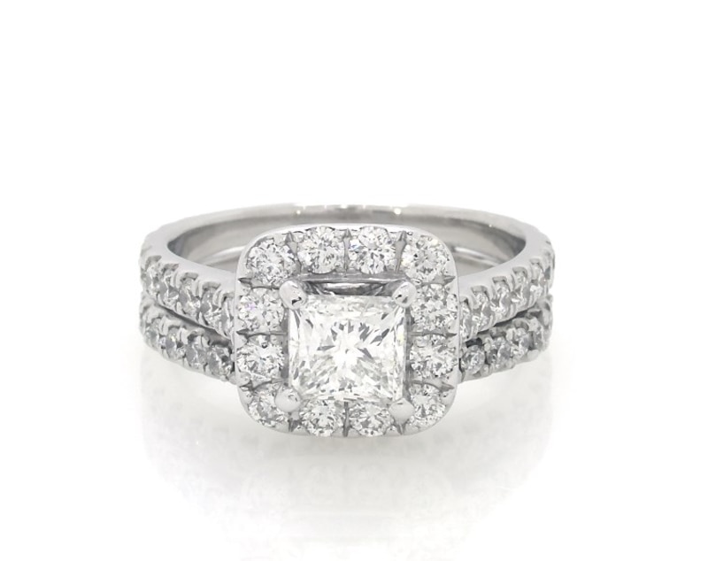 Main Image 1 of Previously Owned Neil Lane Princess-Cut Diamond Halo Bridal Set 2-1/4 ct tw 14K White Gold Size 7