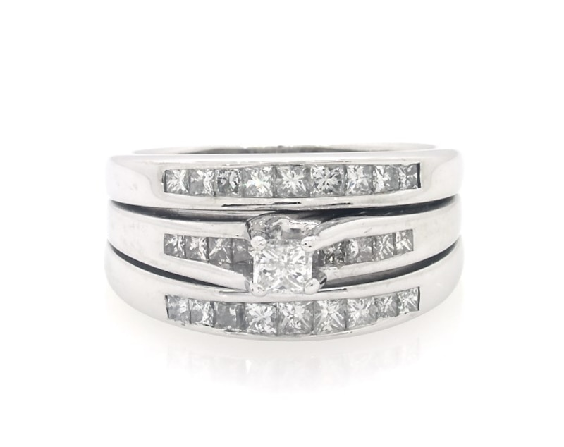 Main Image 1 of Previously Owned Princess-Cut Diamond Bridal Set 7/8 ct tw 14K White Gold Size 7