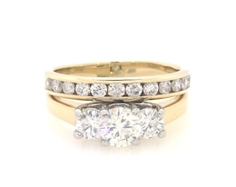 Previously Owned Round-Cut Diamond Three-Stone Bridal Set 1-3/8 ct tw 10K Yellow Gold & Platinum Size 6.5