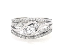 Previously Owned Round-Cut Diamond Three-Stone Bypass Bridal Set 3/4 ct tw 10K White Gold Size 8.75