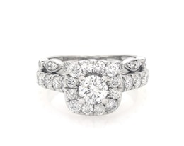 Previously Owned Round-Cut Diamond Cushion Halo Bridal Set 1-5/8 ct tw 10K White Gold Size 6