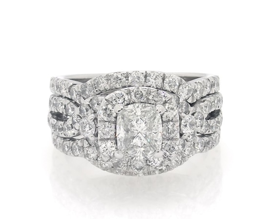 Previously Owned Pie-Shaped Diamond Halo Bridal Set 2 ct tw 14K White Gold Size 6.5