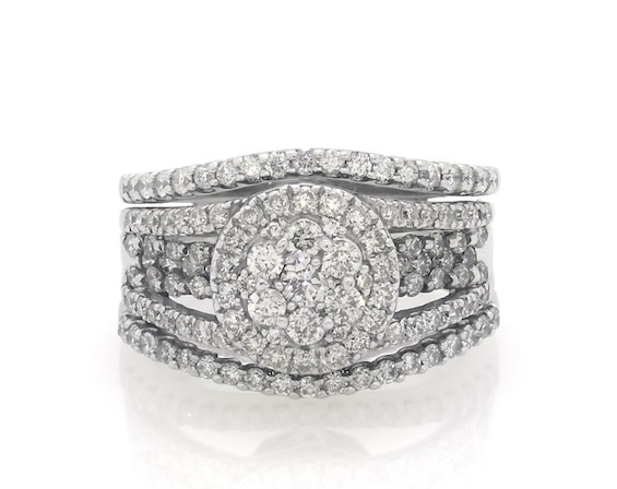 Previously Owned Round-Cut Multi-Diamond Halo Bridal Set 1-1/3 ct tw 14K White Gold Size 7
