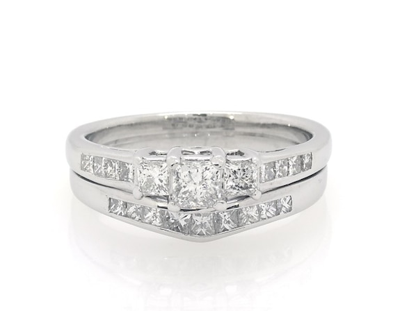 Previously Owned Princess-Cut Diamond Three-Stone Bridal Set 1-1/3 ct tw 14K White Gold Size 9.5