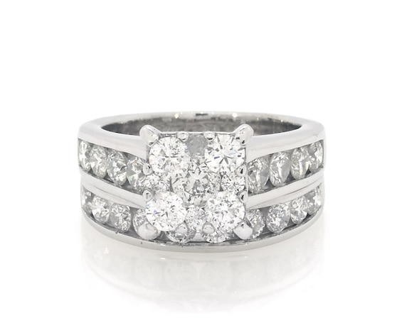Previously Owned Multi-Diamond Square Center Bridal Set 2-3/4 ct tw 14K White Gold Size 7.5