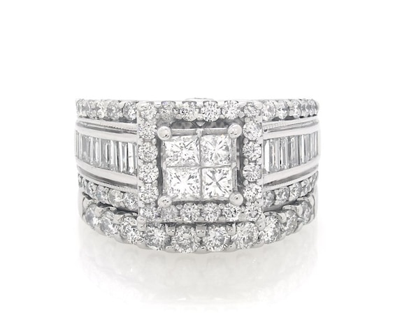 Previously Owned Princess-Cut Quad Diamond Halo Bridal Set 2-1/2 ct tw 14K White Gold Size 7.75