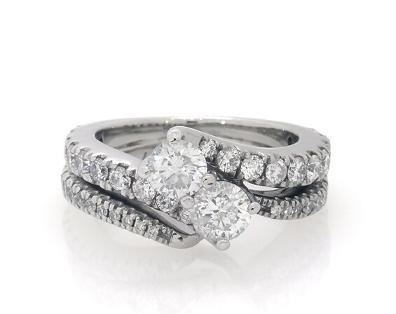Previously Owned Ever Us Round-Cut Two-Stone Diamond Bridal Set 1-5/8 ct tw 14K White Gold Size 5