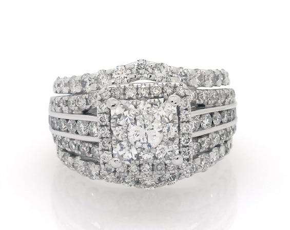 Previously Owned Round-Cut Multi-Diamond Halo Bridal Set 2-3/8 ct tw 14K White Gold Size 6.25