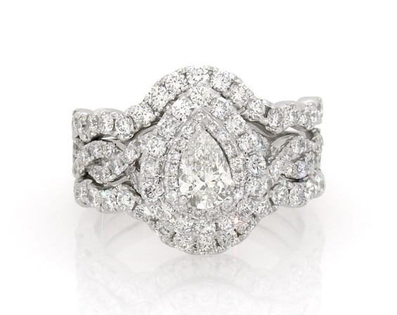 Previously Owned Neil Lane Pear-Shaped Diamond Double Halo Bridal Set -/ ct tw 14K White Gold Size