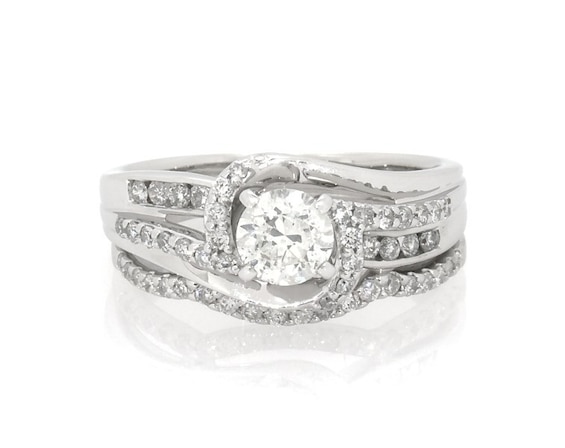 Previously Owned Round-Cut Diamond Bridal Set 7/8 ct tw 14K White Gold Size 6.25