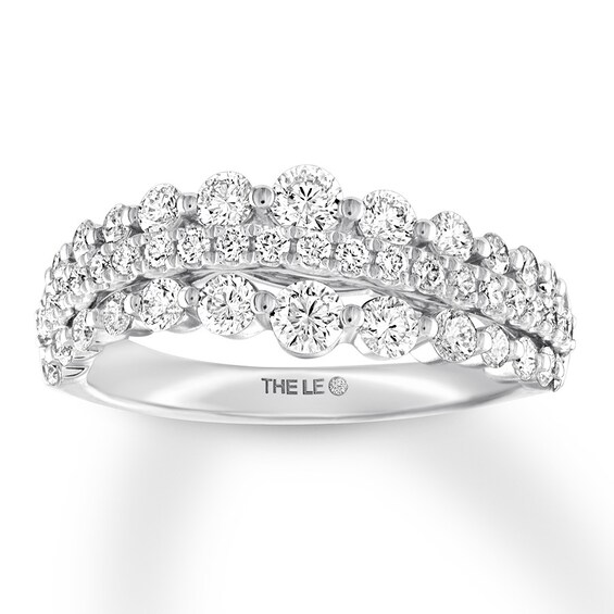 Previously Owned THE LEO Diamond Anniversary Band 1-1/8 Carats tw 14K White Gold