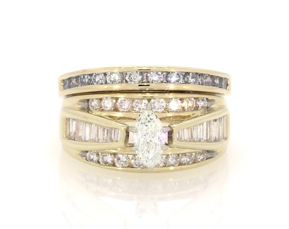 Previously Owned Marquise-Cut Diamond Bridal Set 1-7/8 ct tw 14K Yellow Gold Size 7.75