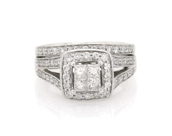 Previously Owned Diamond Bridal Set 7/8 ct tw Princess & Round-Cut 14K White Gold 5.25