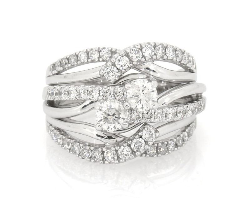 Main Image 1 of Previously Owned Round-Cut Diamond Bridal Set 1-5/8 ct tw 14K White Gold Size 8.5