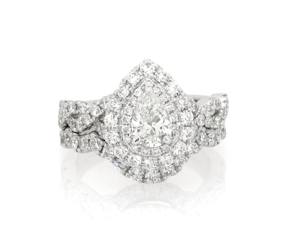Previously Owned Neil Lane Pear-Shaped Diamond Double Halo Bridal Set 1-5/8 ct tw 14K White Gold Size